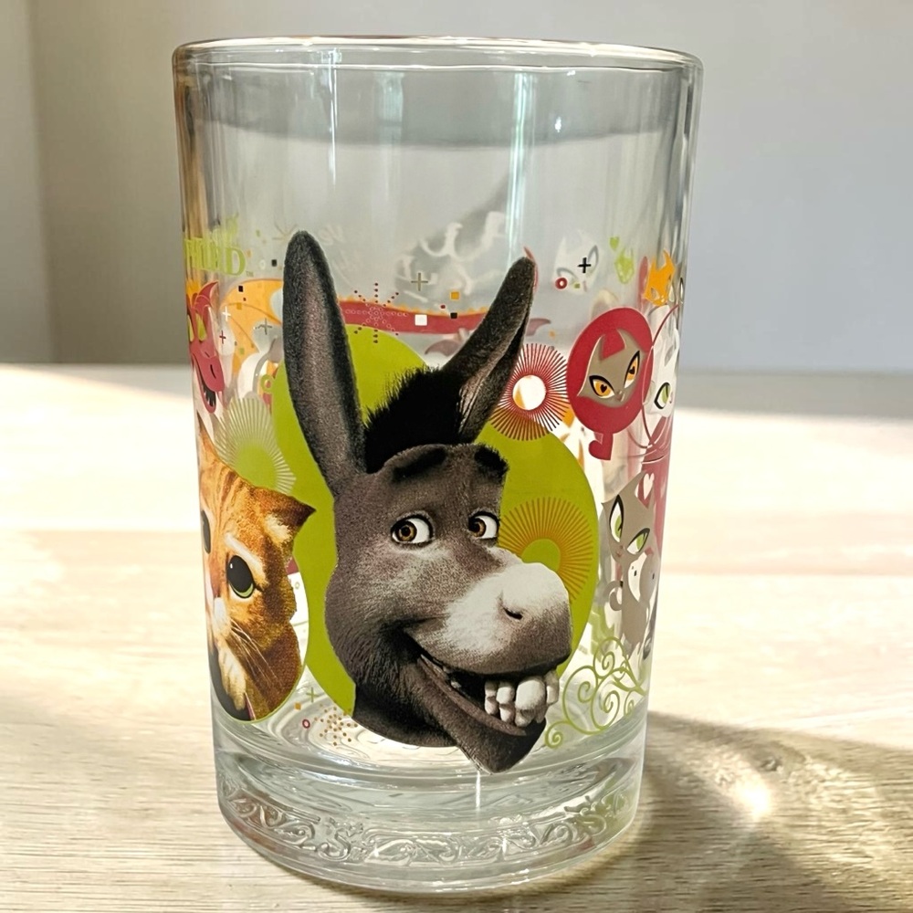 McDonalds Shrek The Third Glass Cup DreamWorks Donkey Puss In Boots 2007